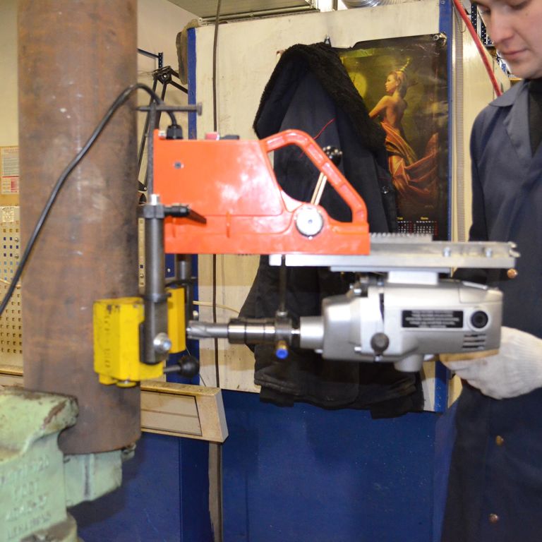 Станок сверлильный магнитный HI-PRO МСМ 55Т 1150 Вт